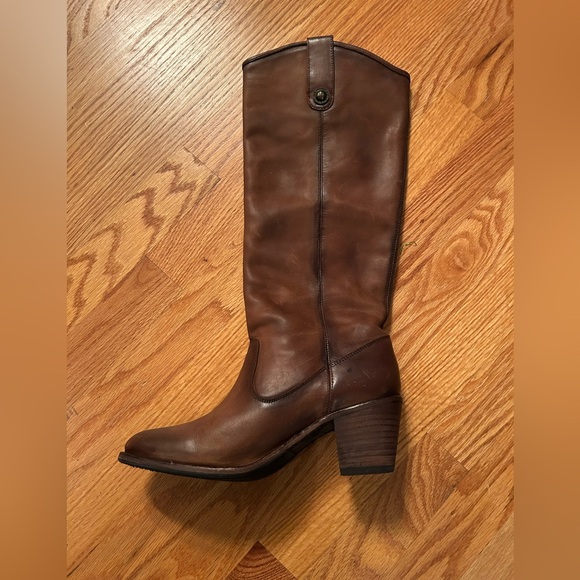 Frye Jackie Button Boot - Picture 5 of 11